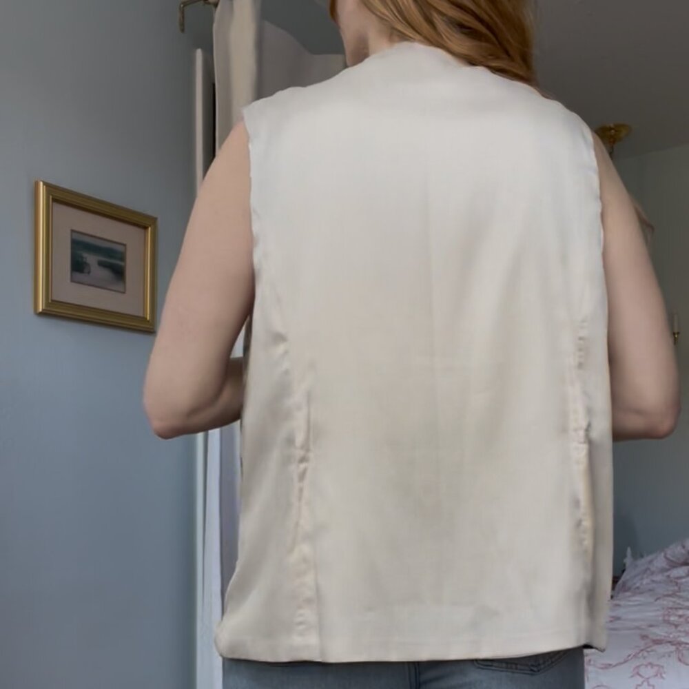 Vintage Plus Size Floral Vest - Picture 8 of 8
